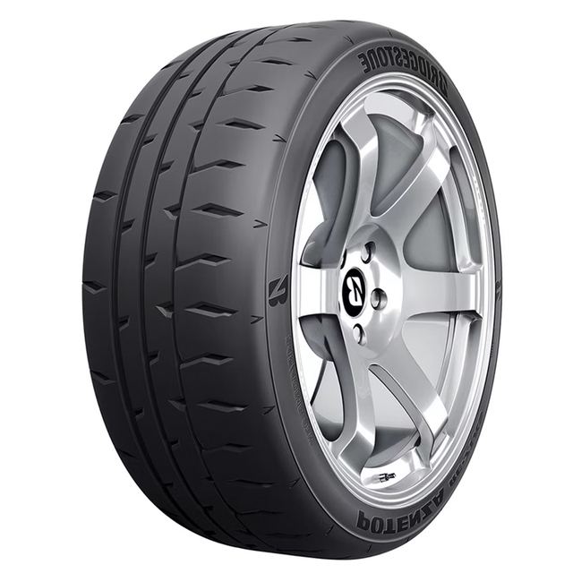 Pneu 235/40R19 Bridgestone Potenza