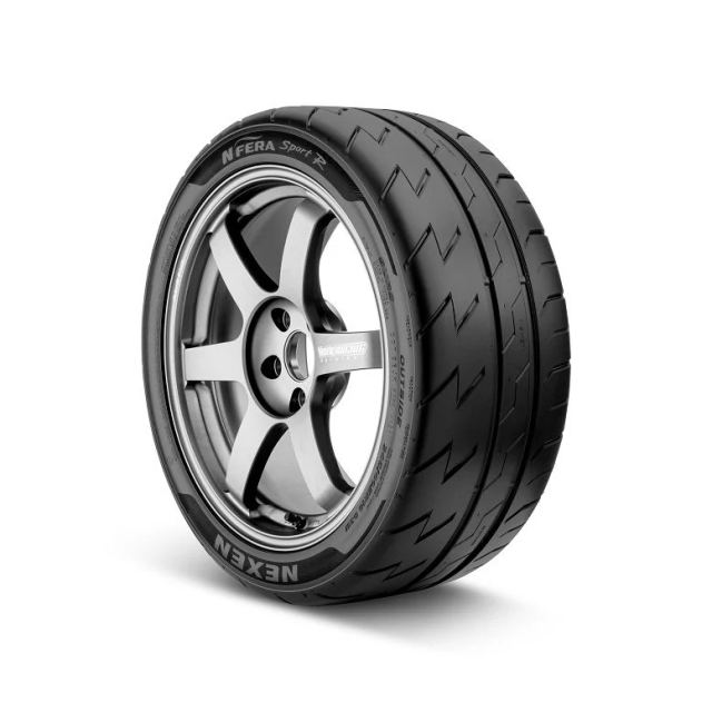 Pneu 275/35R18 Nexen 2753518 Nfera Sport R