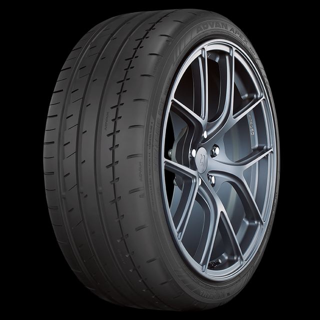 Pneu 225/45R19 Yokohama ADVAN Apex V601