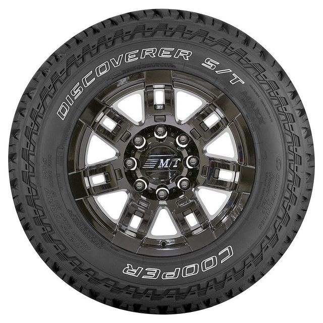 Pneu 265/70R17 Cooper 2657017 LT Discoverer S T Maxx