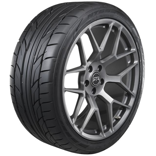 Pneu 285/30R20 Nitto NT555