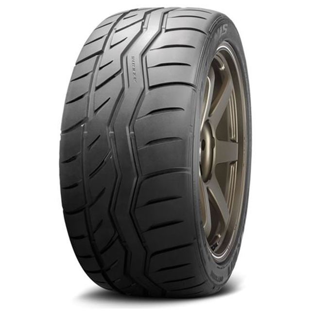 Pneu 245/45R17 Falken Azenis Rt615k