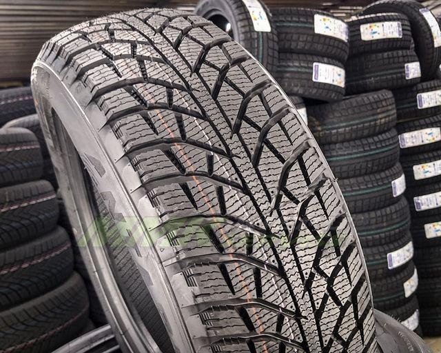 Pneu 275/50R20 Antares Lumi Winter